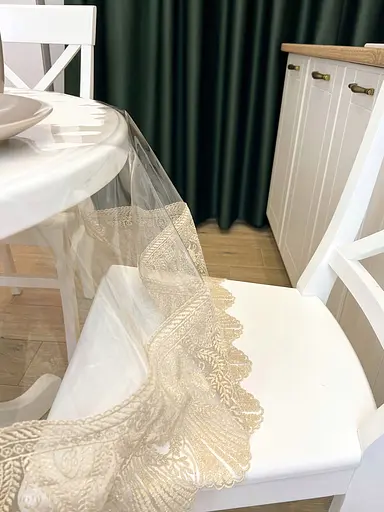 Силіконова скатертина з бежевим мереживом Рішельє 15 см 170х150 см - фото 7