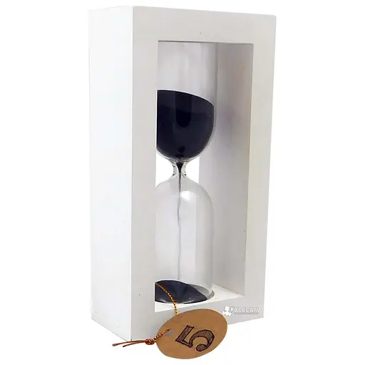 Часы песочные в деревянном корпусе на 5 минут (черный песок) 81823 - фото 1