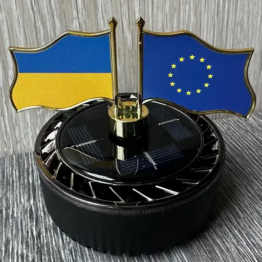 Ароматизатор автомобільний Прапори на сонячній батареї - фото 2
