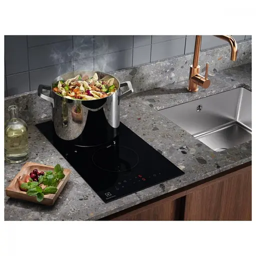 Варочная поверхность электрическая Electrolux LHR3233CK - фото 8
