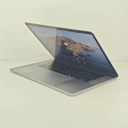 Ноутбук Apple MacBook Pro 15" A1990 Retina (C02XR1LJJG5H) (i7-8750H/16/256SSD/PRO 555X) - Class A- - фото 4