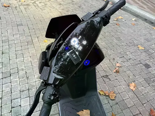 Электроскутер Двухместный Crosser CR22 (2500W, 72V/35Ah) Голубой - фото 4