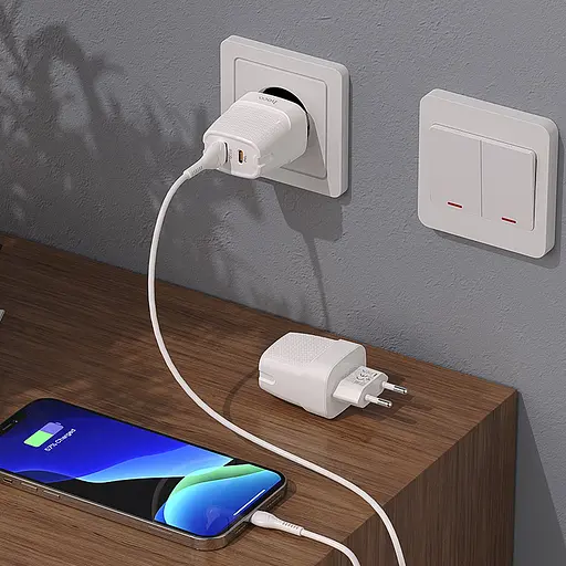 Зарядное устройство адаптер Hoco C85A Bright dual port charger блок питания 2 порта белый - фото 3