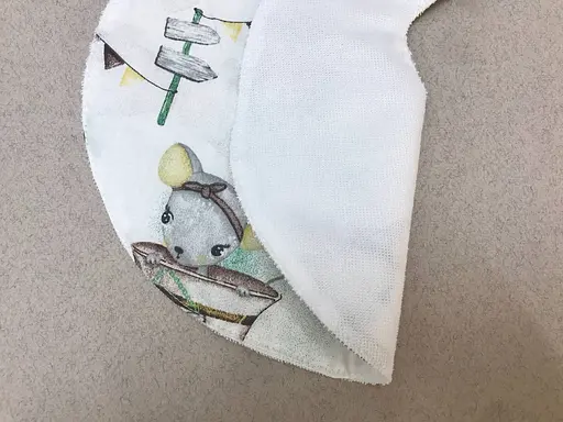 Непромокаемый слюнявчик Moontime "Мишки в чашках" - фото 2