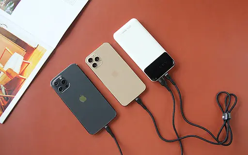 Зовнішній акумулятор REMAX RPP-502 Hunch Series 10000 mAh білий - фото 7