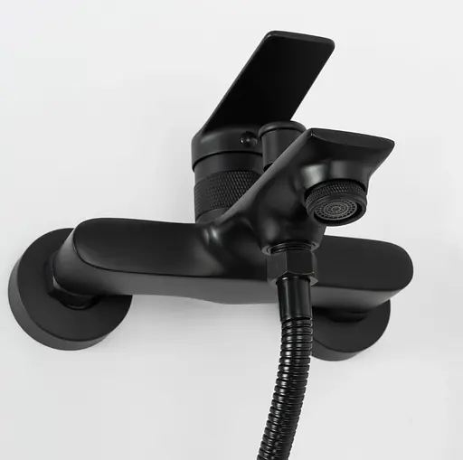 Смеситель для ванны Rea Viral настенный black REA-B2030 Черный матовый - фото 3