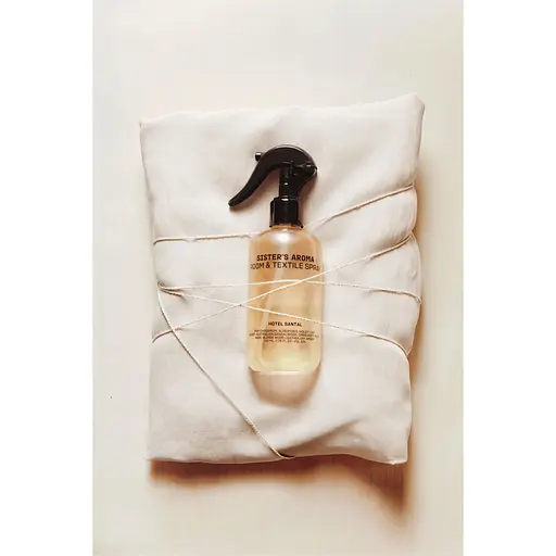 Cпрей для дома Sister`s Aroma Hotel Santal парфюмированный 230 мл - фото 2