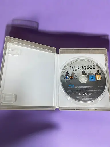 Локализованный диск на PlayStation 3 Injustice: Gods Among Us - фото 2