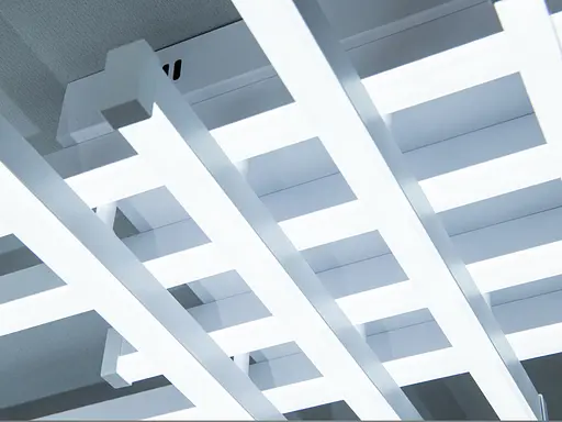 Світлодіодна стельова люстра Romin біла 8 модулів 90 Вт - фото 4