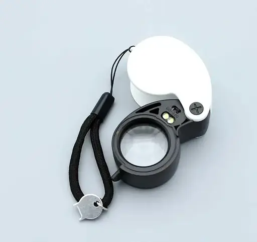 Лупа ювелирная NO 92530 30-кратная складная с подсветкой диаметр 25 мм - фото 2