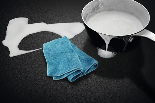 Варильна поверхня індукційна Electrolux 60 см розширена зона датчик кипіння Hob2Hood чорний - фото 3