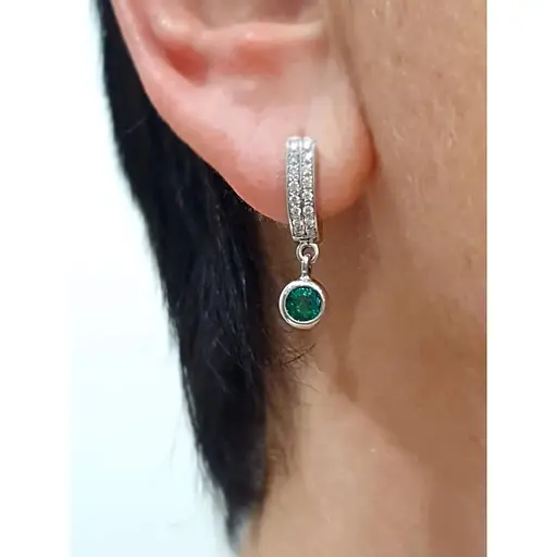 Золотые серьги Iris с бриллиантами и изумрудами. 1СИ21277 - фото 2