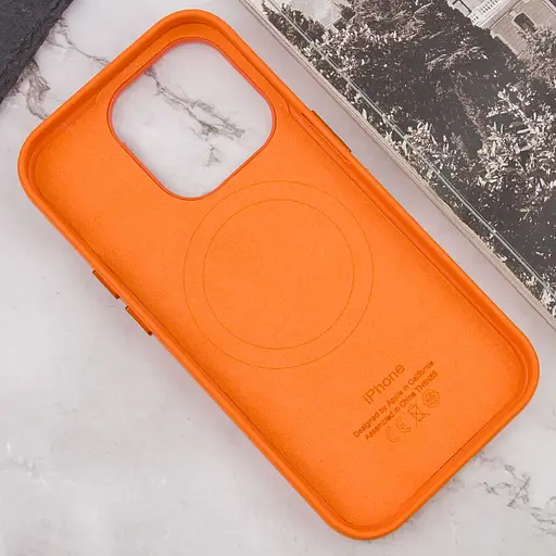 Кожаный чехол Leather Case AAA with MagSafe and Animation для Apple iPhone 14 Pro 6.1 Orange - фото 6
