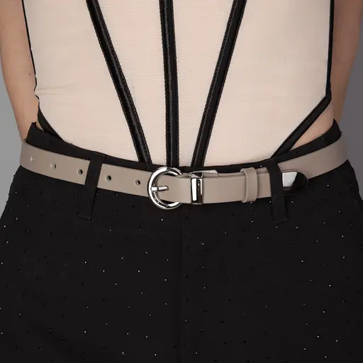 Ремень женский кожаный узкий JK-2032 (115 см) бежевый с серебряной пряжкой - фото 5