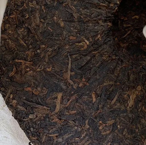 Шу пуер старий Bang Zhang 2005 року млинець 357 г - фото 3