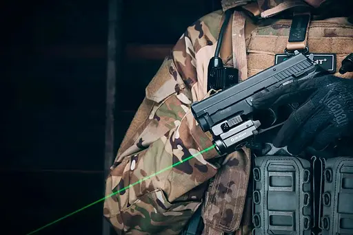 Фонарь с ЛЦВ Olight Baldr S Green Laser Black - фото 12