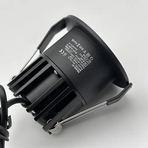 Встроенный светильник Skarlat RSL74232 10W BK 3000K - фото 4