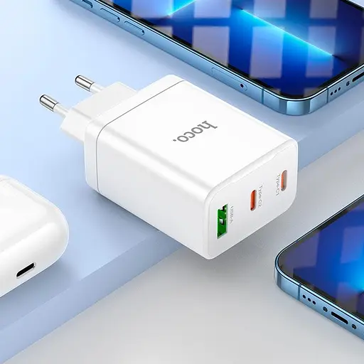 Адаптер сетевой HOCO Type-C to Lightning cabel Start three-port charger N33 белый - фото 8