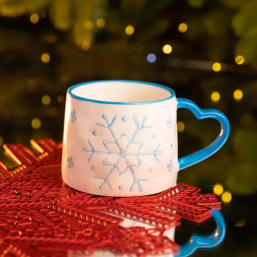 Новорічна порцелянова чашка для чаю та кави Сніжинка 350 мл Білий з синім Yiwu FM-CS-55D - фото 2