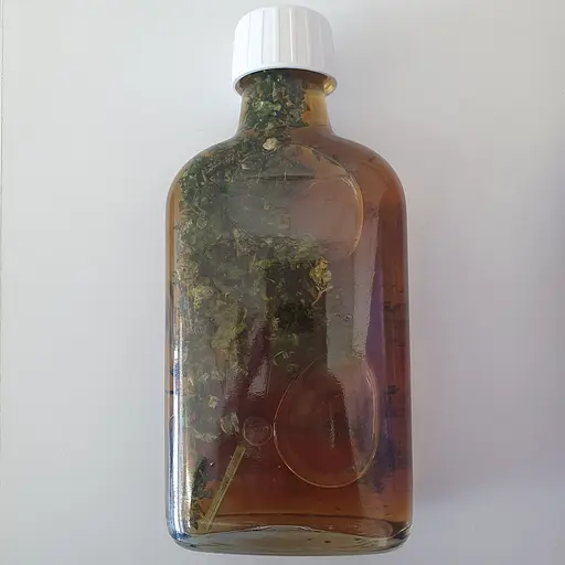 Водна настоянка на траві шандра 200 мл - фото 2