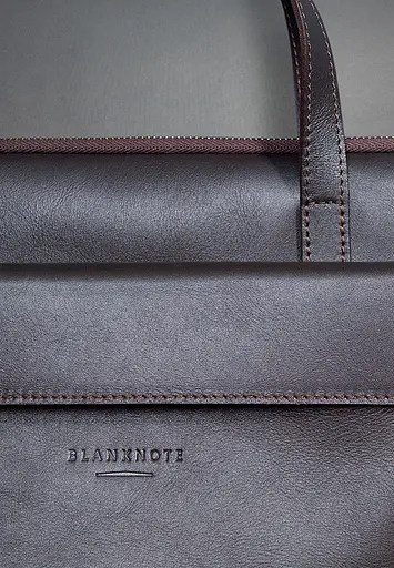 Кожаный чехол BlankNote с ручками и карманом для MacBook 16 Pro Темно-коричневый - фото 6