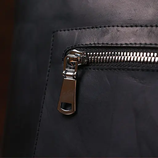 Кожаная женская сумка Shvigel 36х33х8.5 см sum0020190 - фото 9