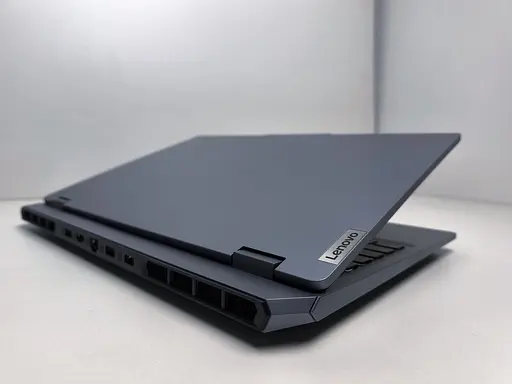 Ноутбук Lenovo 15.6 LOQ 15ARP9 FullHD IPS 144Hz Ryzen 5 7235HS 12Gb DDR5 SSD 512GB RTX 4050 6GB (83JC00GKUS) - фото 3