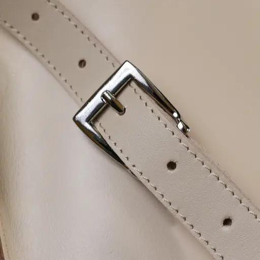 Шкіряна жіноча сумка бананка Shvigel 23х13х5 см sum0020188 - фото 8