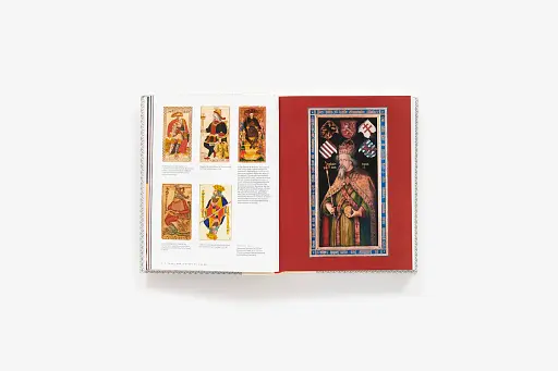 Tarot and Divination Cards: A Visua - фото 8