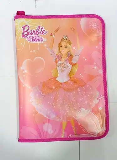 Папка А4 на змійці 331 "Мультики" (6933586124560) Барбі Рожевий - фото 1