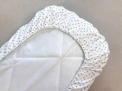 Непромокаемая простынь Moontime в коляску "Горошек серый" - фото 3