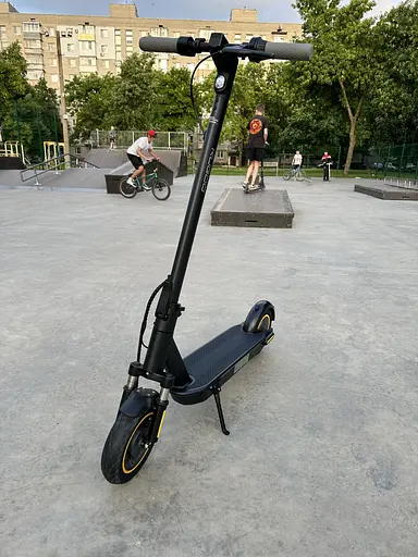 Электросамокат KUGOO G30 PRO Max 600W 18Ah Black| раскладной с усиленным передним амортизатором (модель 2025) - фото 5