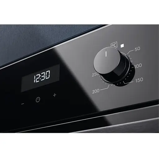 Духовка электрическая Electrolux EOD5H70BZ - фото 3