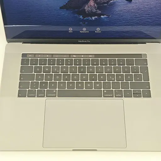 Ноутбук Apple MacBook Pro 15" A1990 Retina (C02Z54XTLVCF) (i7-9750H/16/256SSD/PRO 555X) - Class B - фото 3
