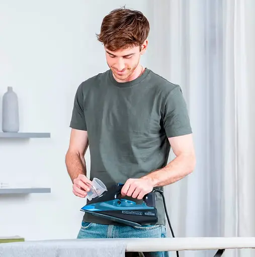 Утюг Black&Decker BXIR2606E - фото 7