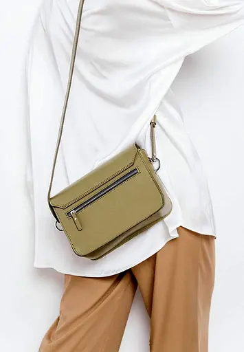 Женская кожаная мини сумка Moment оливковая - фото 4