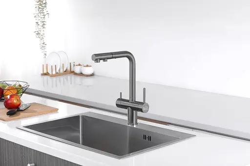 Смеситель для кухни с выдвижным изливом и подключением к фильтру графитовый Nett FWGr-33 Графит - фото 3