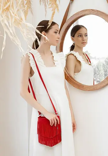 Шкіряна жіноча сумка з бахромою міні-кроссбоді Fleco червона - фото 2