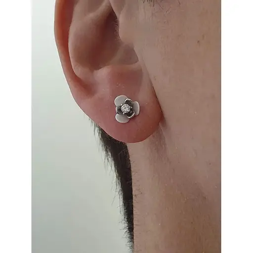 Срібні сережки Aurora Квіточки з керамікою та фіанітами. С2032Б - фото 2