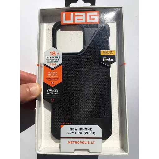 Оригінальний протиударний чохол UAG Metropolis LT MagSafe для iPhone 15 Pro Max Kevlar Black 114297113940 - фото 2