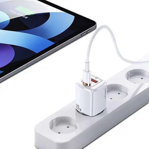 Блок быстрой зарядки USAMS T37 Super Si Fast Charger US-CC128 Адаптер сетевой - фото 5