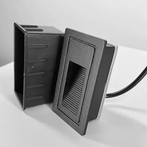 Світильник для сходів у чорному вертикальному корпусі 100х55 мм | Line F | Арт. 10016 - фото 2