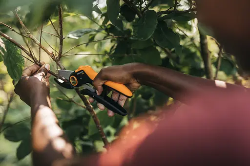 Секатор Fiskars Plus P741 Anvil до 24 мм (1057171) - фото 2