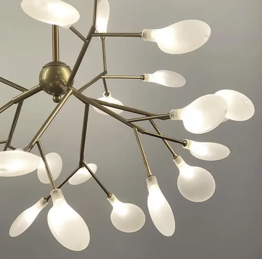 Люстра на 45 плафонов-лепестков в золотистом корпусе Line.F Цвет плафона Прозрачный - фото 3