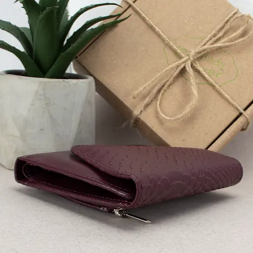 Гаманець жіночий шкіряний маленький Sabrina бордовий пітон - фото 4