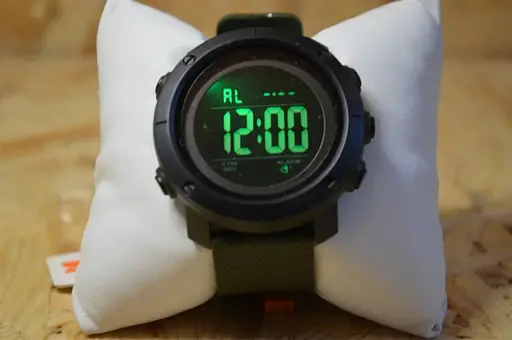 Чоловічий спортивний годинник Skmei 1426 Зелені з чорним циферблатом - фото 4