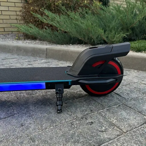 Детский электросамокат GIANT ES2 LED Max голубой с LED-подсветкой (модель 2025 года) - фото 10