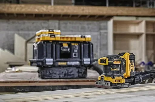 Аккумуляторная вибрационная шлифмашина DeWalt без АКБ и ЗУ DCW200N - фото 7
