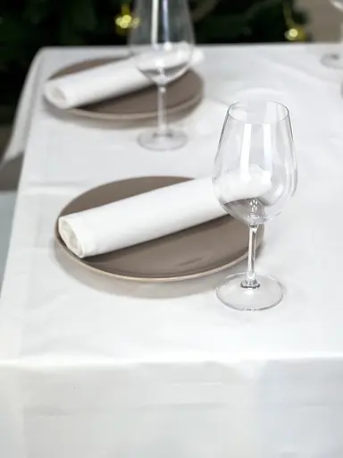 Водовідштовхувальна скатертина новорічна Білий однотон 180х100 см - фото 3