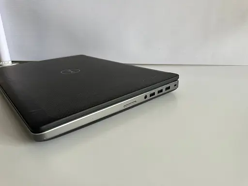 Ноутбук Dell Precision 7520 15.6" (i7-6820HQ / 16GB / SSD+HDD / Quadro M2200 4GB) Refurbished - фото 10